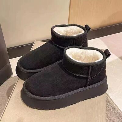 Chunky Platform Mini Boots – Fleece-Lined Fall/Winter Staple