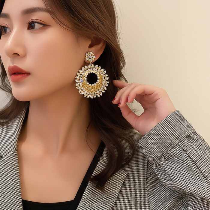 Gold Sunflower Halo Lifestyle 2