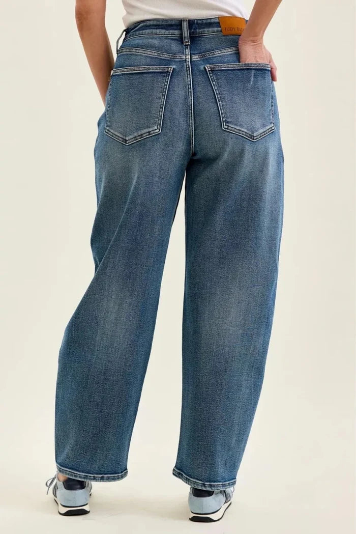 High-Waist Wide-Leg Jeans in Dark Indigo - The PM Edit