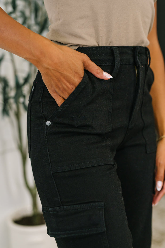 Keira High Waist Cargo Wide in Black
