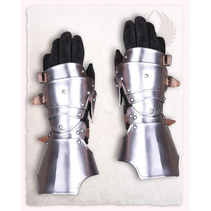 Markward Gauntlet Long Polished-GoblinSmith