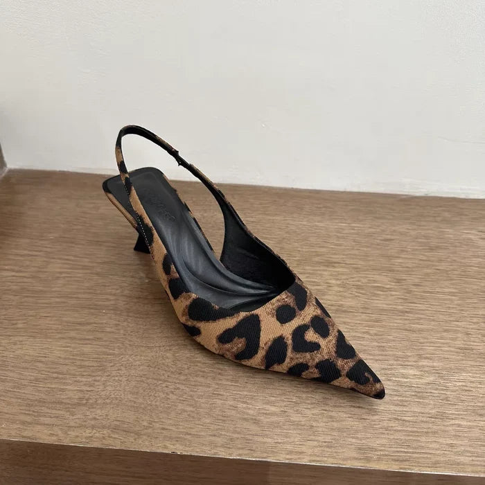 Pointed - Toe Slingback Kitten Heels - The PM Edit