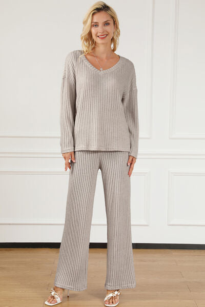 Ribbed V-Neck Lounge Set – Cozy Two-Piece Outfit for Everyday Comfort