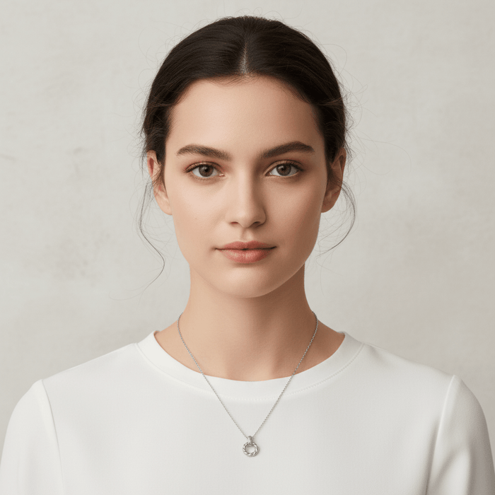 Twisted Rope Circle Pendant Necklace | 18K PVD Gold & Silver Stainless Steel Jewelry - The PM Edit