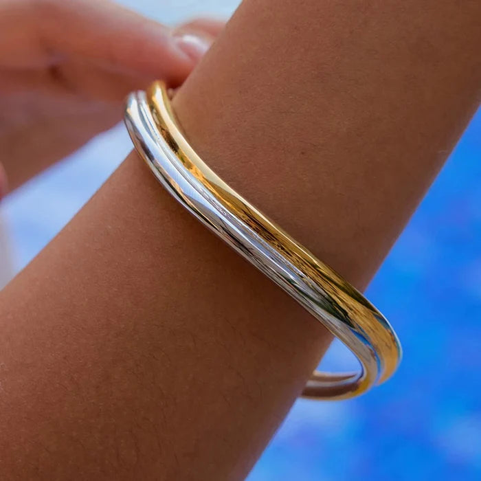 Two-Tone Wave Bangle Bracelet | 18K Gold & Silver Stainless Steel Minimalist Jewelry - The PM Edit