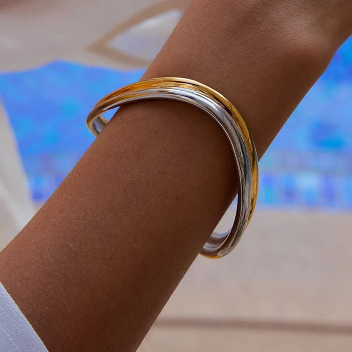 Two-Tone Wave Bangle Bracelet | 18K Gold & Silver Stainless Steel Minimalist Jewelry - The PM Edit