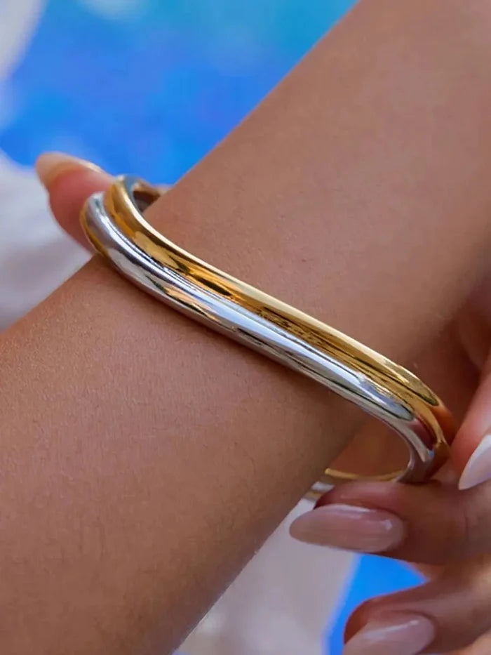 Two-Tone Wave Bangle Bracelet | 18K Gold & Silver Stainless Steel Minimalist Jewelry - The PM Edit